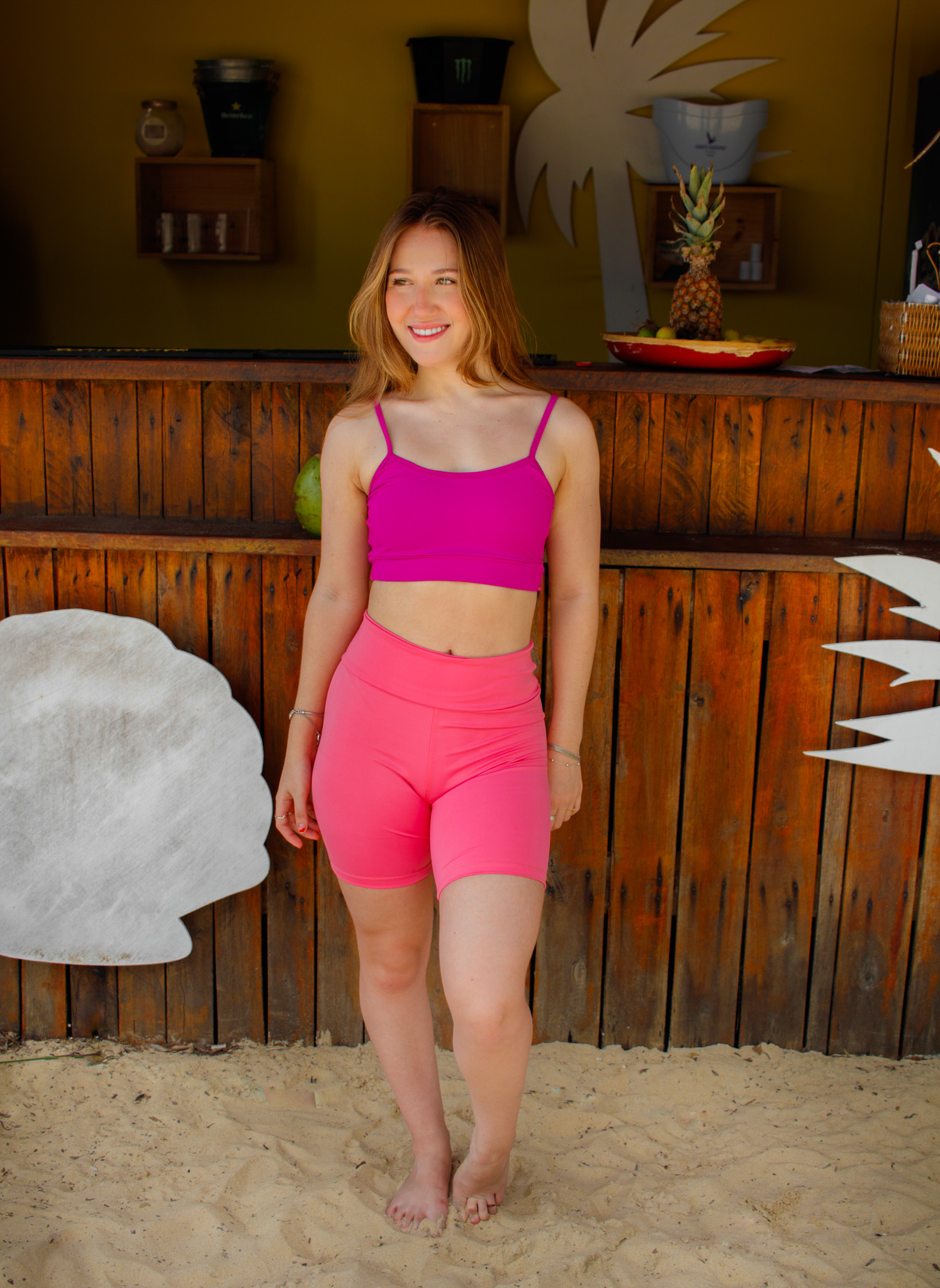 Top Fitness Treino Açaí – Top Feminino Pequeno Alça Fina com Bojo Removível