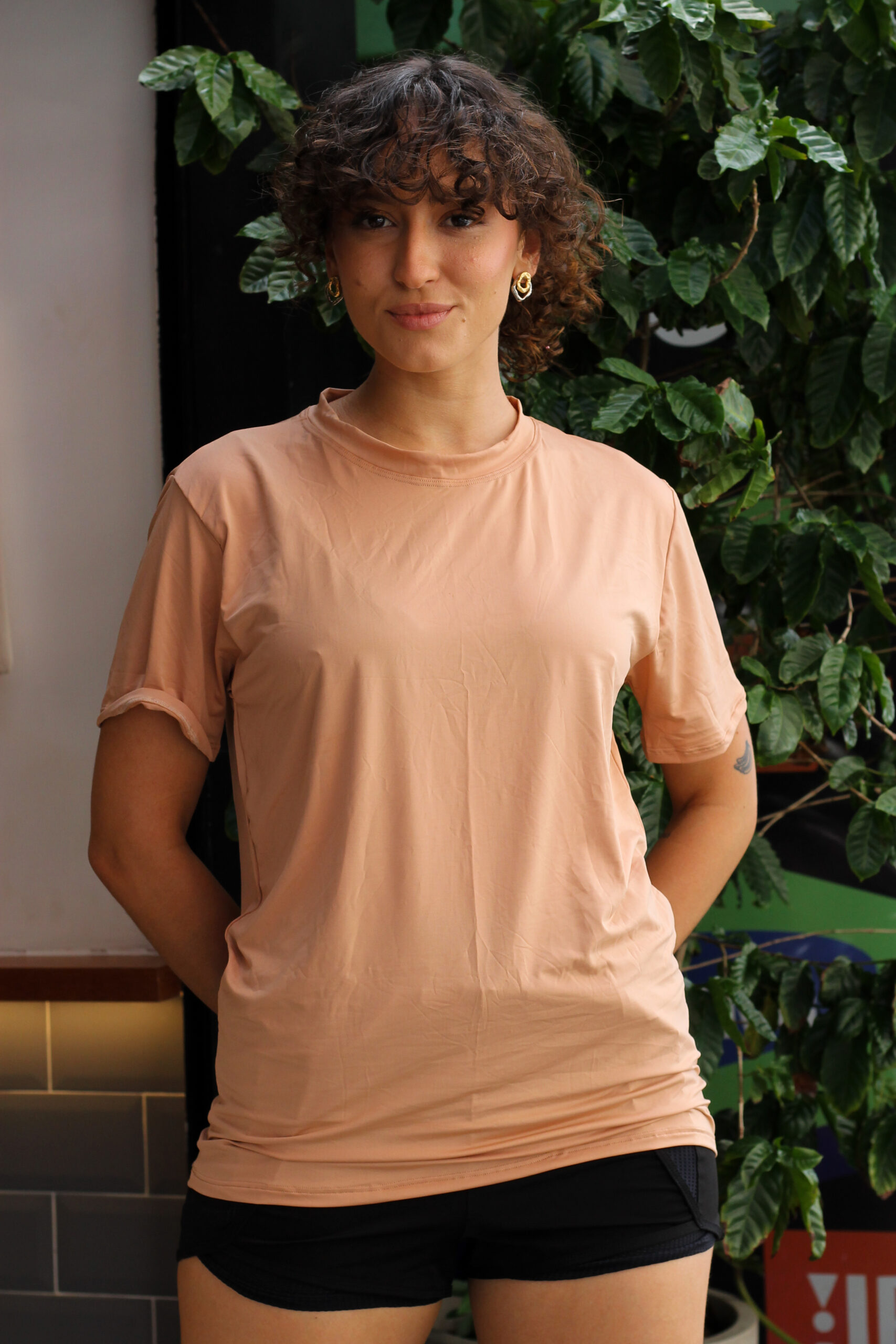 Camiseta UV Básica Nude – Blusa UV Feminia Manga Curta